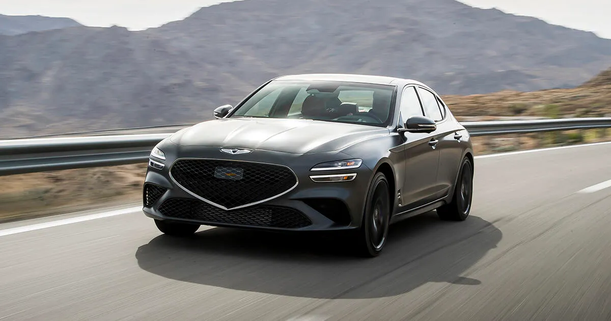 ogi1-2022-genesis-g70-016.webp