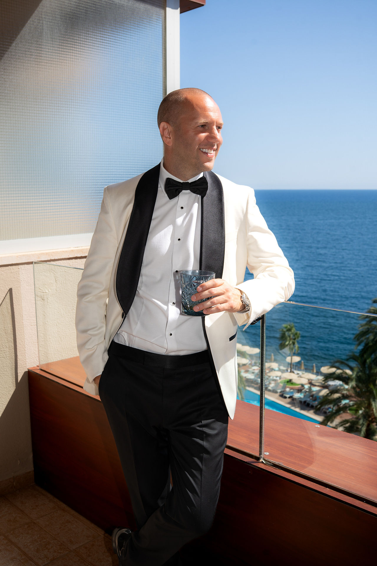 Groom portrait before Son Berga wedding in Mallorca