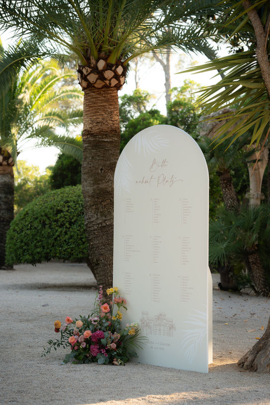 Wedding welcome sign photographed at Castillo de Bendinat Mallorca.