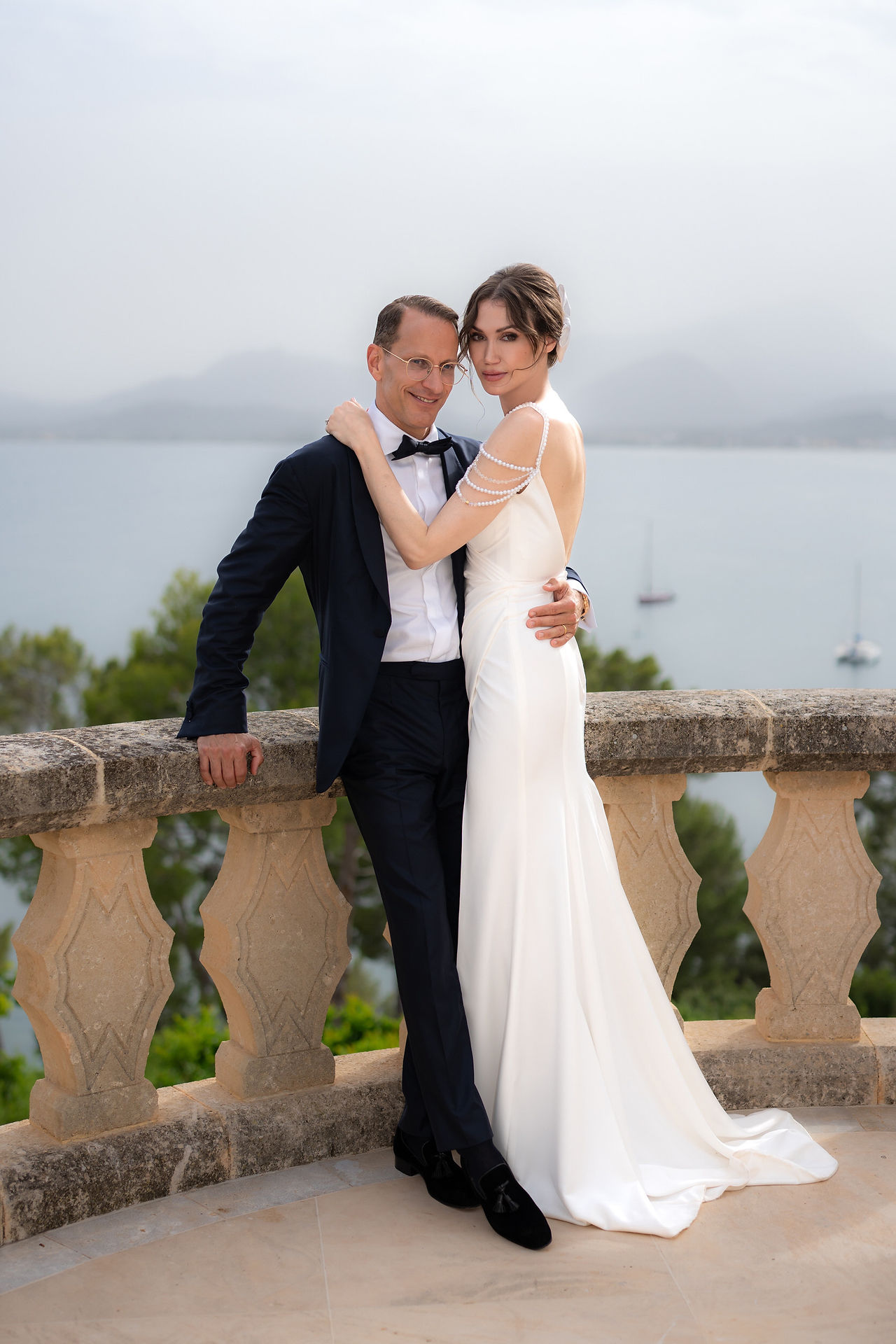 Bride and groom portrait during a luxury wedding in Mallorca