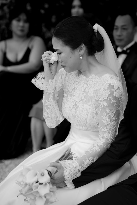 Emotional black and white portrait during wedding ceremony at Terra ION Mallorca.