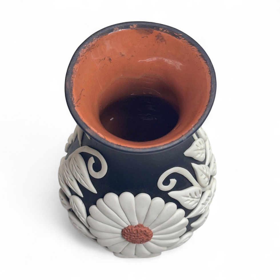 Thumbnail: Handcrafted Black Talavera Vase with White Daisy Design