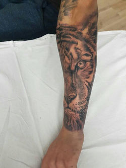 Tattoo Tatuaje Targu Jiu