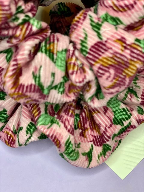 Thumbnail: Vintage Pink Rose Scrunchie