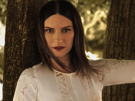 Laura Pausini: dopo la notte degli Oscar, la regina del pop ritorna in pista con un film per Amazon