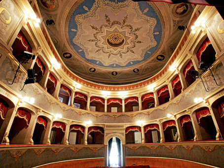 Il Teatro Petrella di Longiano (Forlì-Cesena) riapre le sue porte e si rianima dopo quasi sette mesi