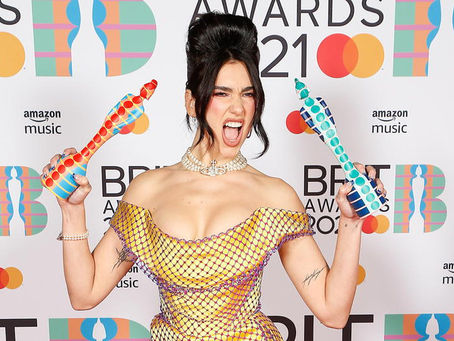 Dua Lipa fa il pieno ai Brit Awards 2021