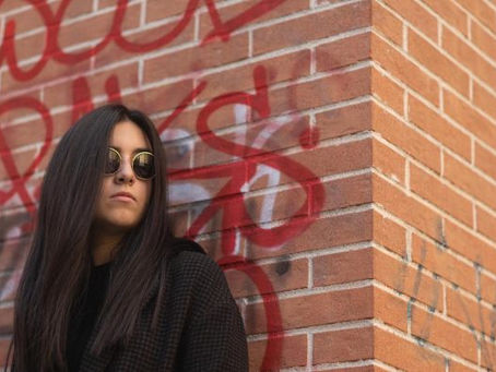 Lena A canta la sua storia di ansia in Adesso cera: il video