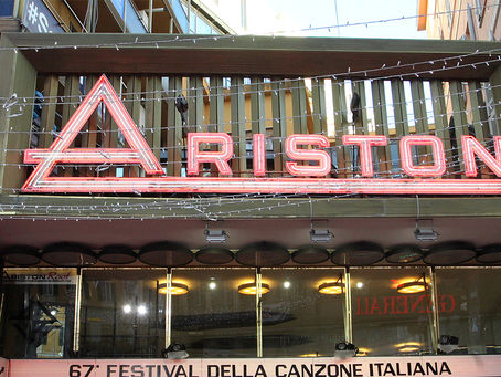 Sanremo 2021: ecco chi si esibirà martedì e mercoledì al «Festival della spensieratezza»
