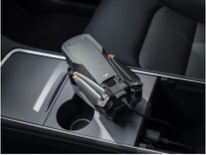 サムネイル： DJI 65W カーチャージャー