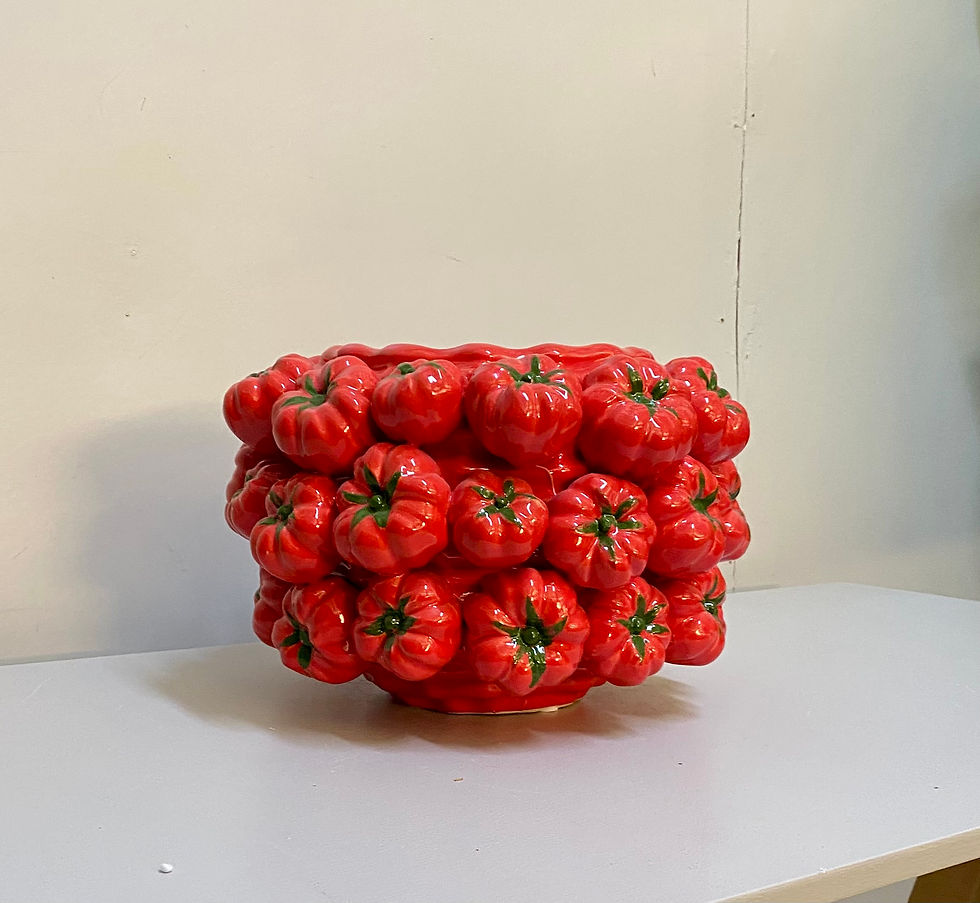 Thumbnail: Rosa Tomato Ceramic Pot