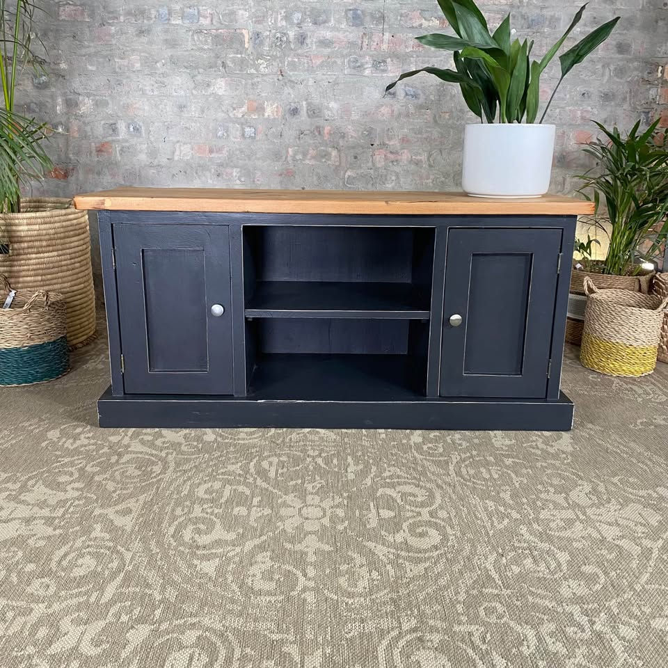 Thumbnail: Solid Wood Media Console / Plasma Stand