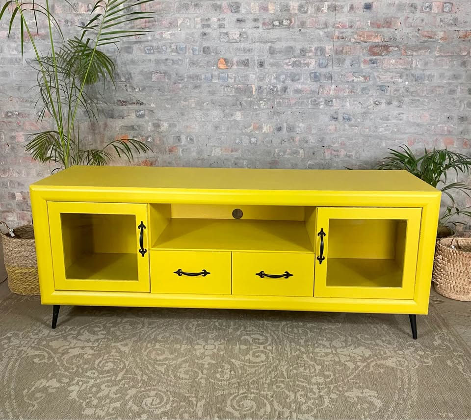 Thumbnail: Modern Yellow Plasma Stand
