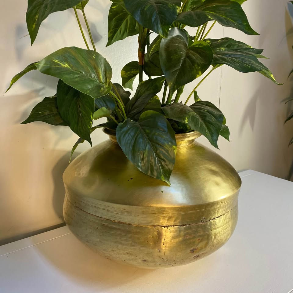 Thumbnail: Solid Brass Bowl