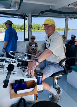 GG Corridor, Capt. Doug