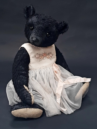 Birdie | Victoria Allum Bears