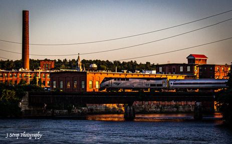 Amtrak P42DC at Saco River, Maien
