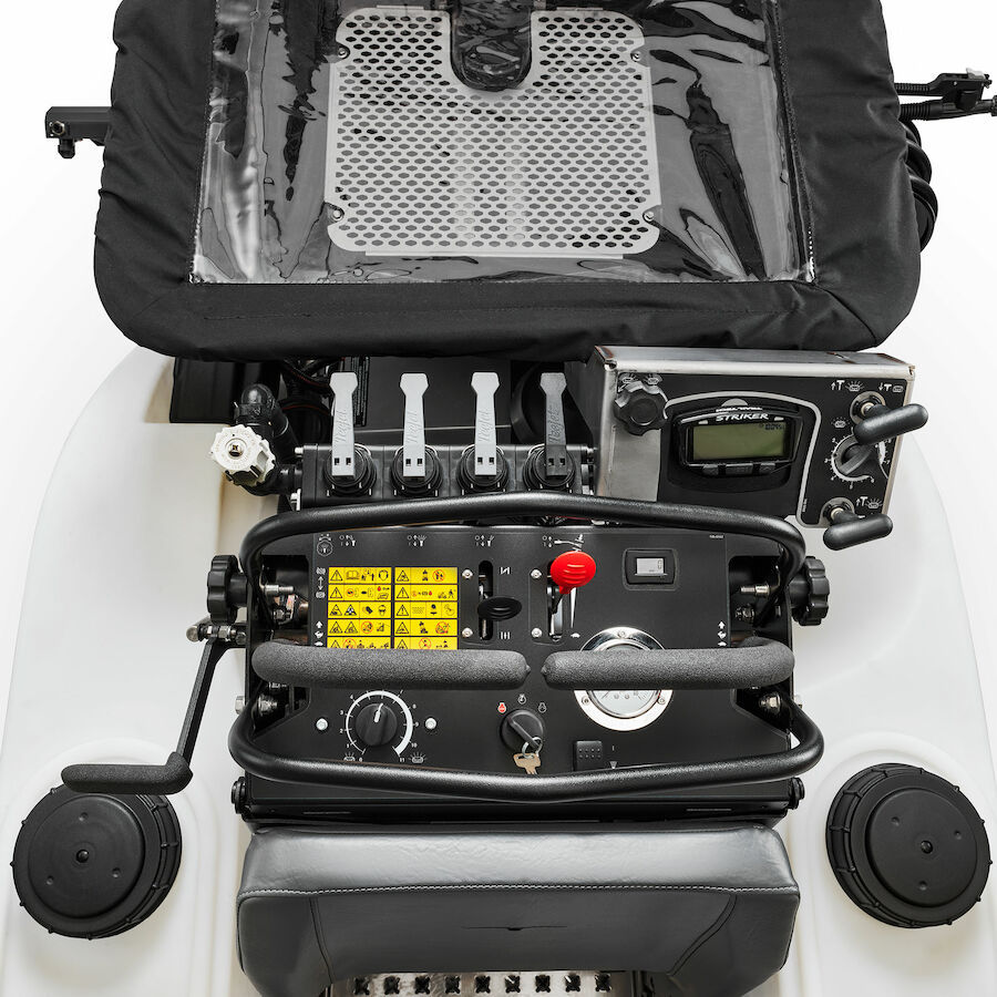 Operator controls for Toro SprayMaster