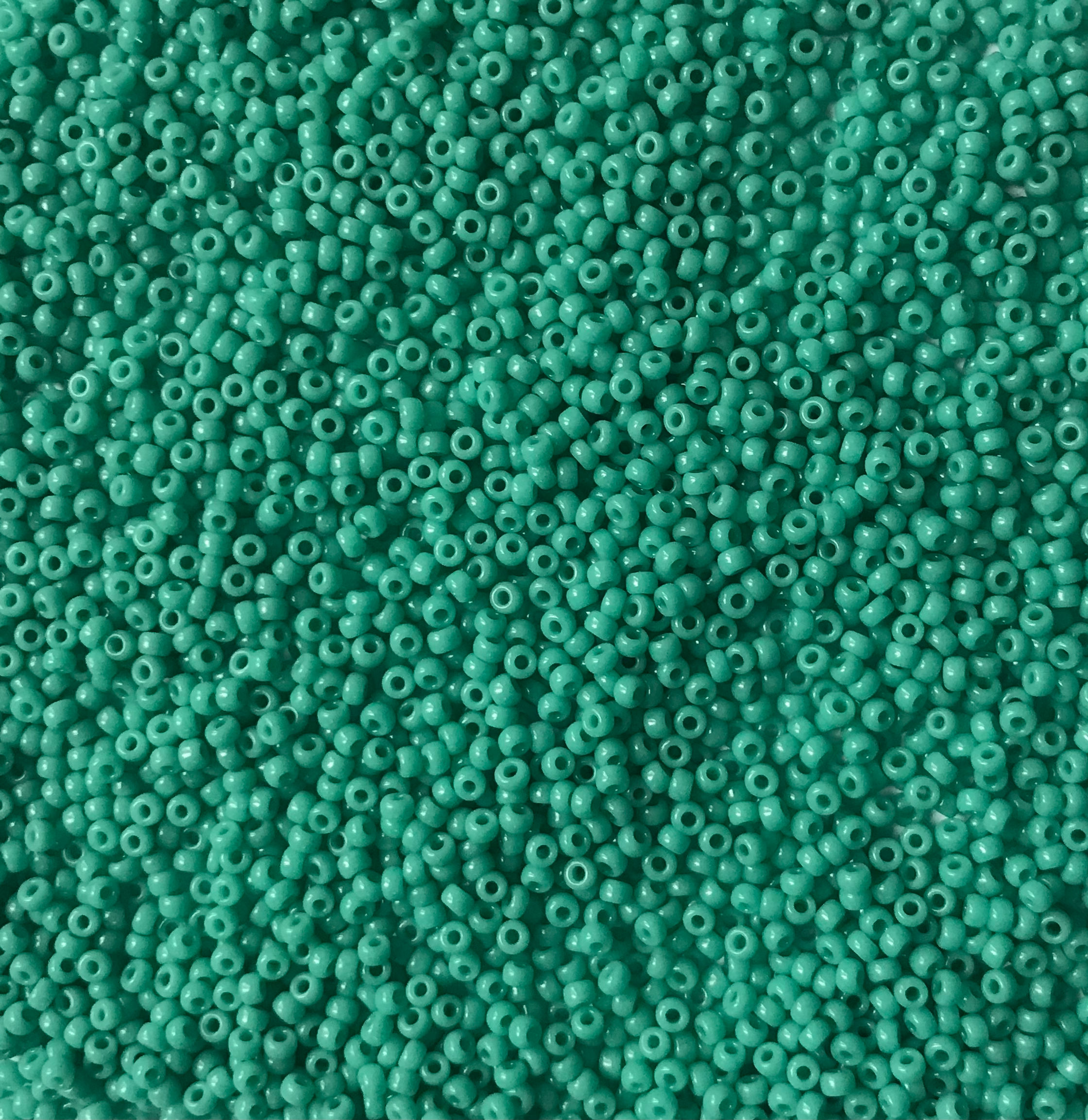 11/0 OP Turq Green Seed Bead