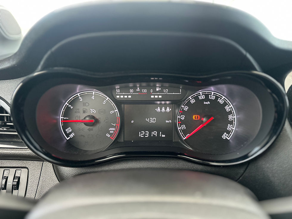 Thumbnail: Opel KARL 1.0 Rocks 5 deurs 2018 Airco / PDC / Cruise / LED