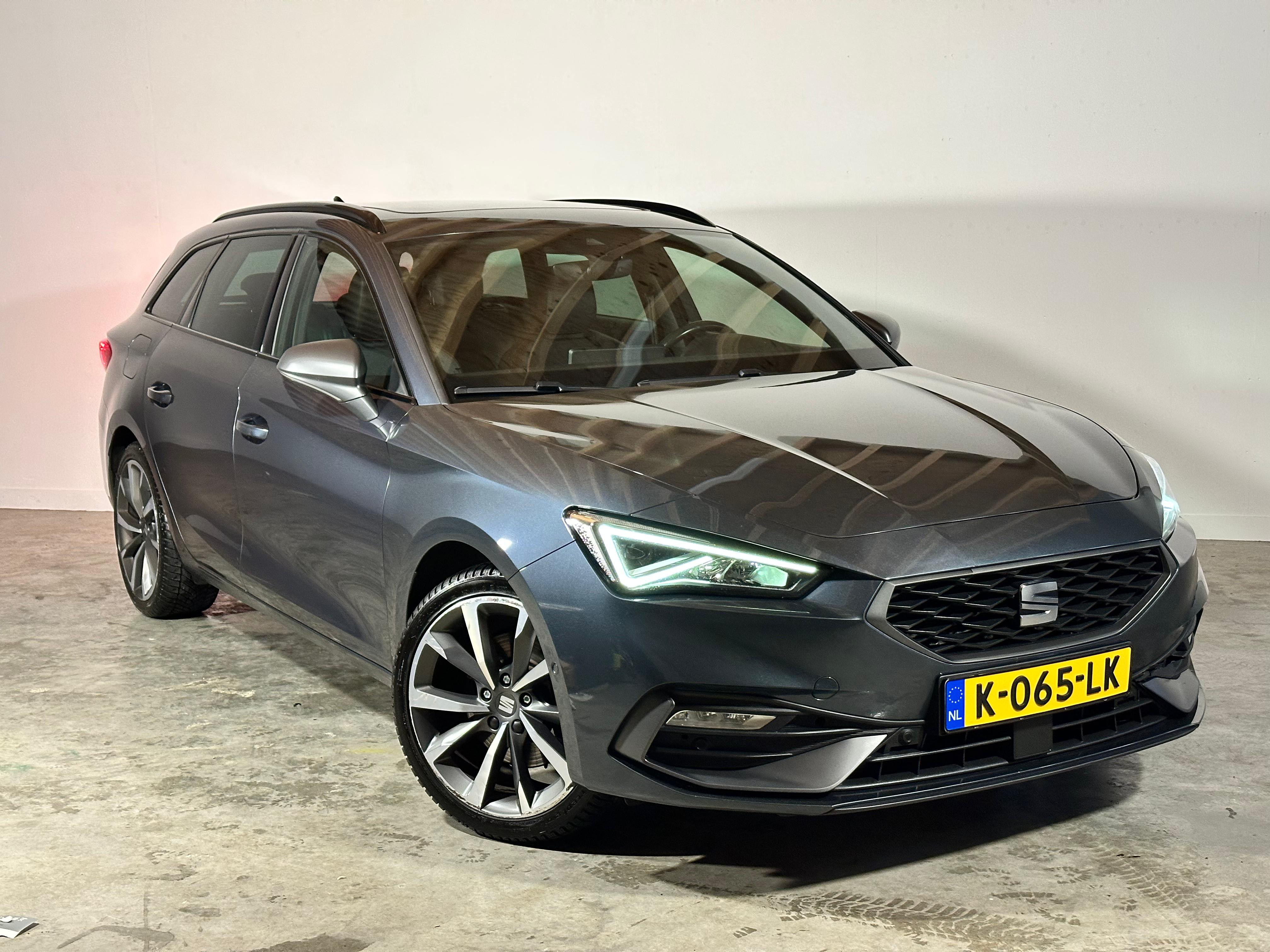 VERKOCHT Seat Leon Sportstourer 1.5 TSI FR Beats/Stuurverw/Stoelverw