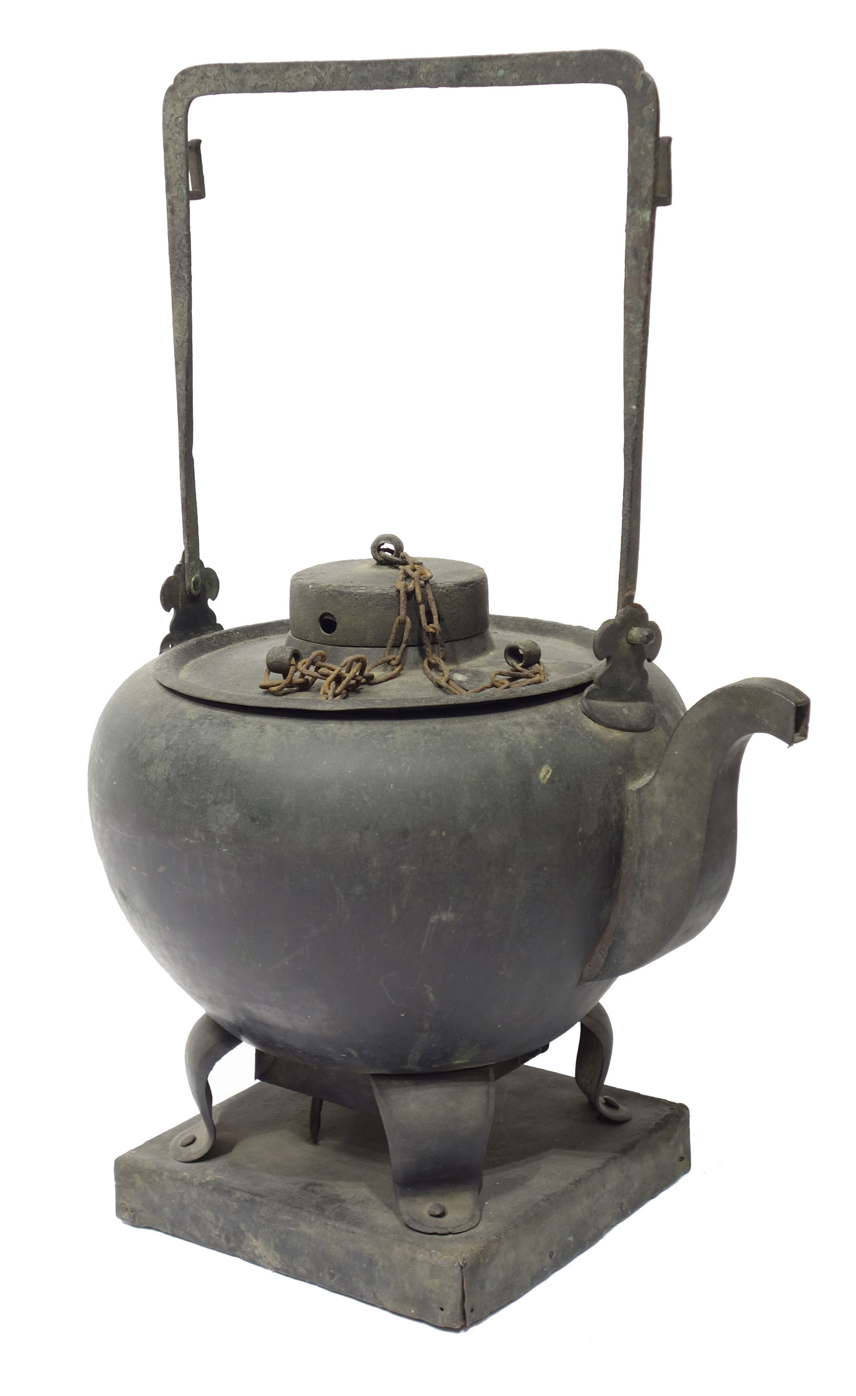 LATE 18TH CENTURY IRON XXL TEA POT FROM JAPAN