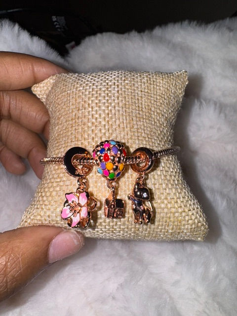 Thumbnail: Flower Charm Bracelet