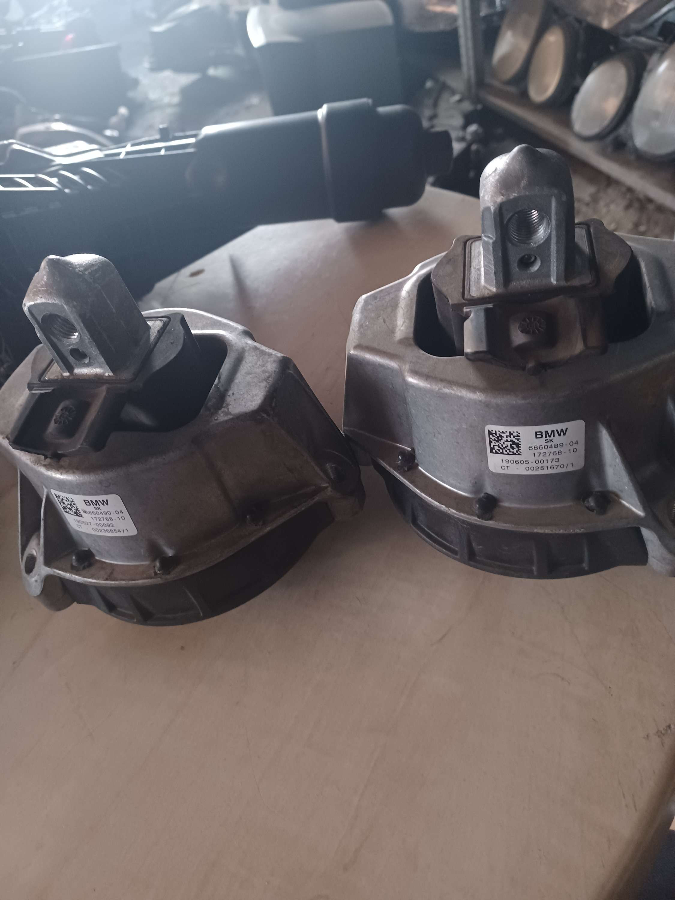 BMW 3 SERIES (G20) ENGINE MOUNT 
