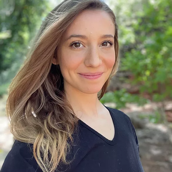 Alexis Buck 2.webp