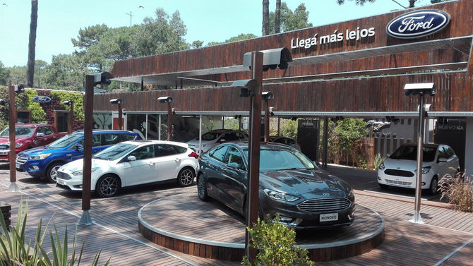 Ford te invita a la playa