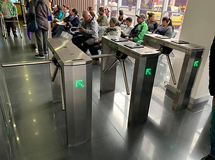 torniquetes policlinico.jpg