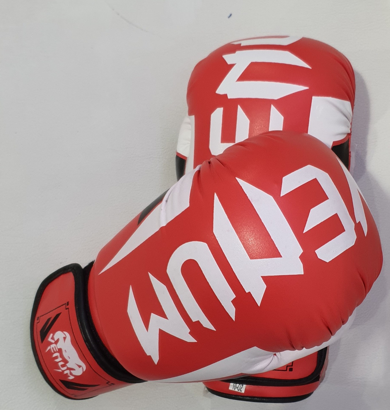 Venum Boxing Gloves Fight  - 10oz