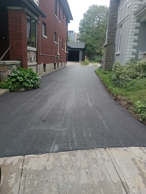 Asphalt Driveway Paving