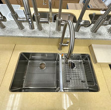 Metal kitchen sink