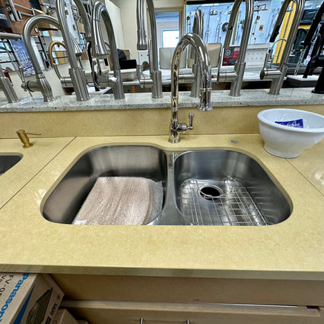 Metal kitchen sink