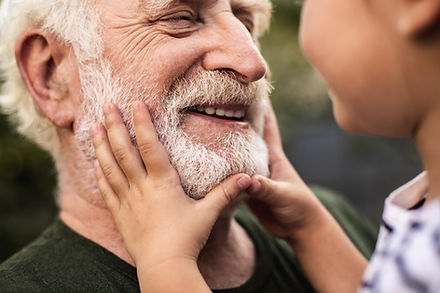 Grand-père et son petit fils