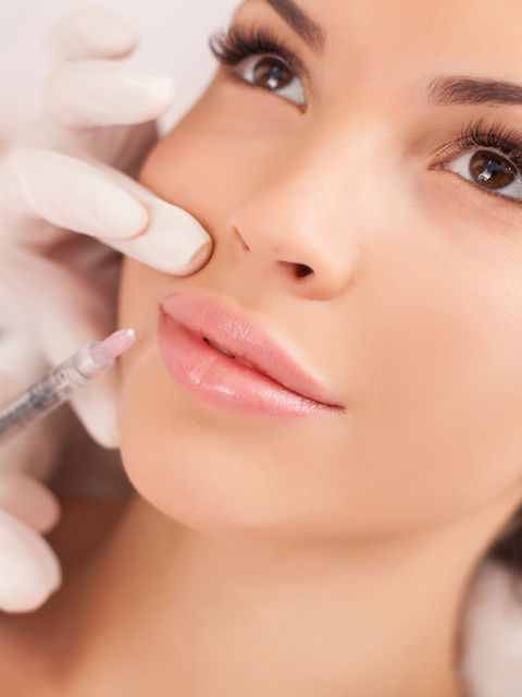 Skin treatment with needle