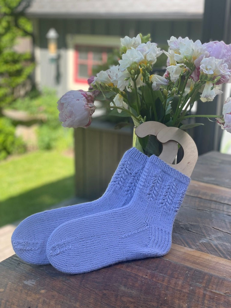 Thumbnail: Lupin Socks