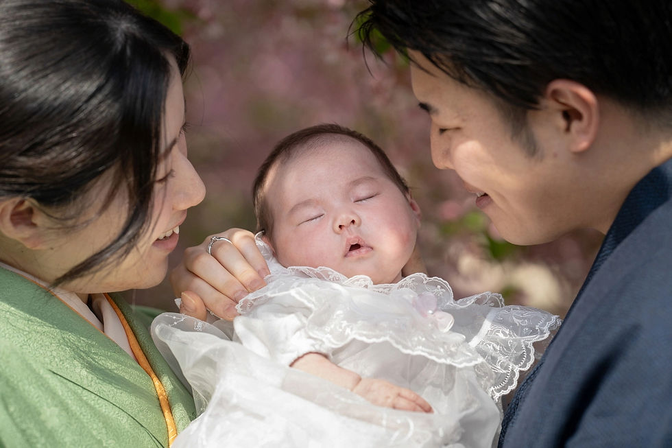 川越氷川神社でのお宮参りの出張撮影 桜と赤ちゃん