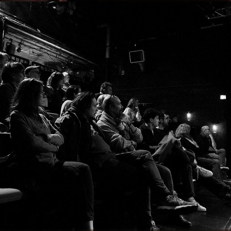 Lectures de scénarios en public au Théâtre de l'Ecluse