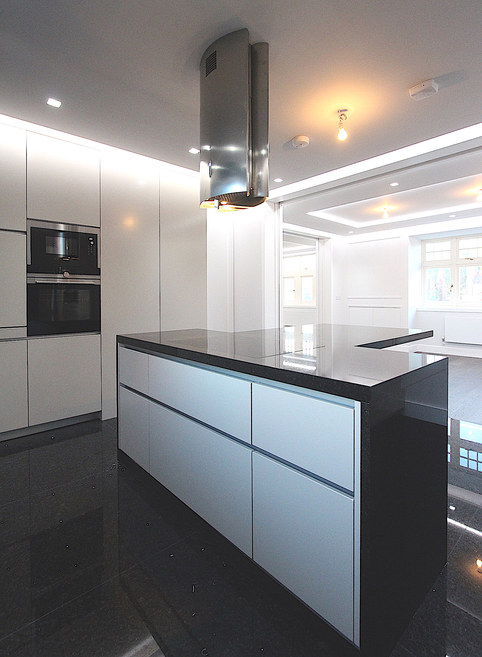 Avenue Mansions, Finchley Road, Hampstead NW3