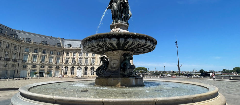 Fountain in the Place de la Bours