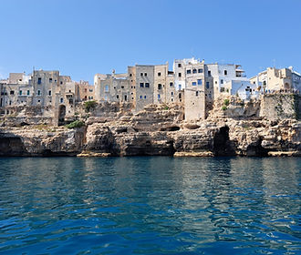Polignano a mare-Puglia Luce delle stelle-trullo