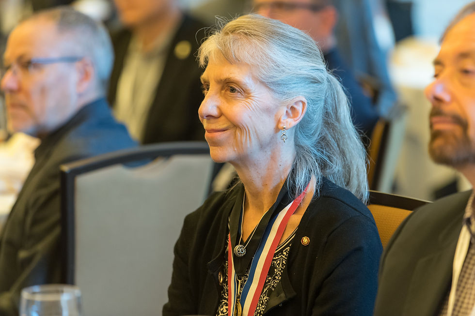 Rebecca Lewis.jpg