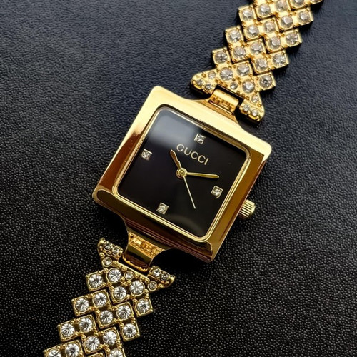 Gucci Analog Gold Damond Chronograph 