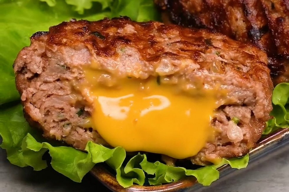 😱 Você Não Vai Acreditar no Que A Coca-Cola Faz com Este Hambúrguer