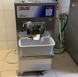 Produkcja-lodow-frezer-maszyny