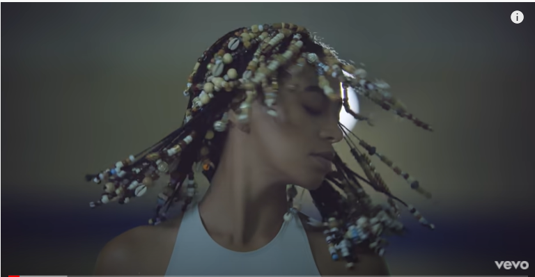 Shot taken from the intro of Solange's 'Don't Touch My Hair' music video. Uploaded (03/10/16)