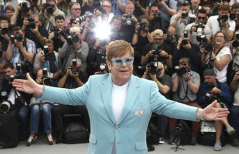 Elton John y “Rocketman” llegan a Cannes