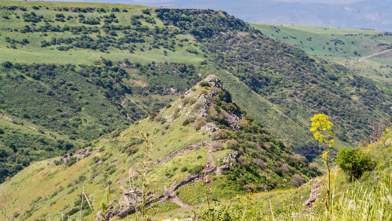 Scenic view of the ancient city of Gamla perched on a steep ridge overlooking the Sea of Galilee.